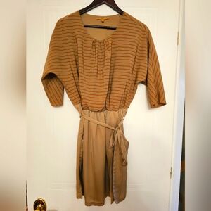 Brand Silvian Heach Belted Dress